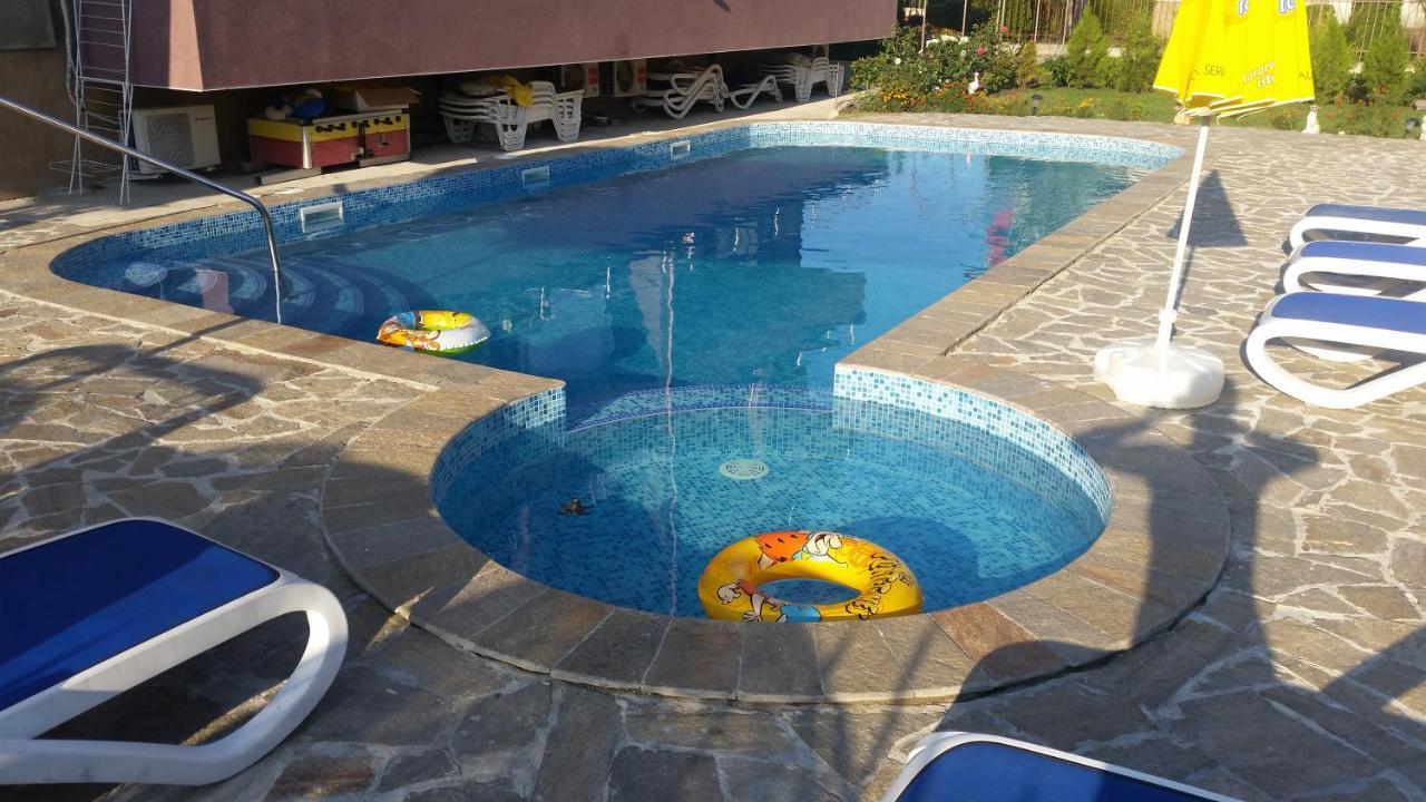 בורגאס Dimitrov Apartments מראה חיצוני תמונה